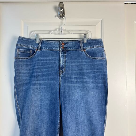 Lane Bryant High Rise Boot Cut Jeans Tighter Tummy 20 - Picture 2 of 8